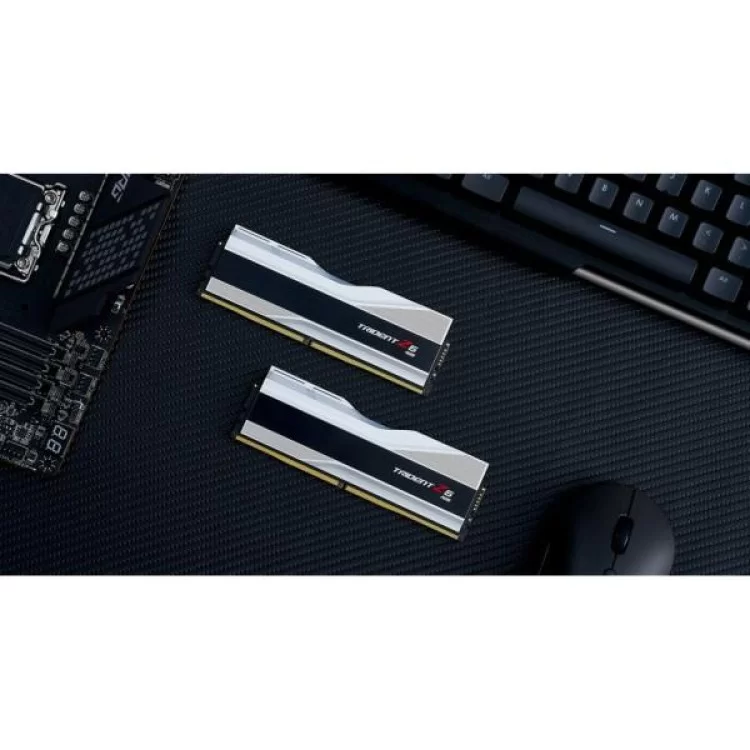 Модуль памяти для компьютера DDR5 32GB (2x16GB) 6000 MHz Trident Z5 NEO RGB Silver G.Skill (F5-6000J3040F16GX2-TZ5RS) характеристики - фотография 7