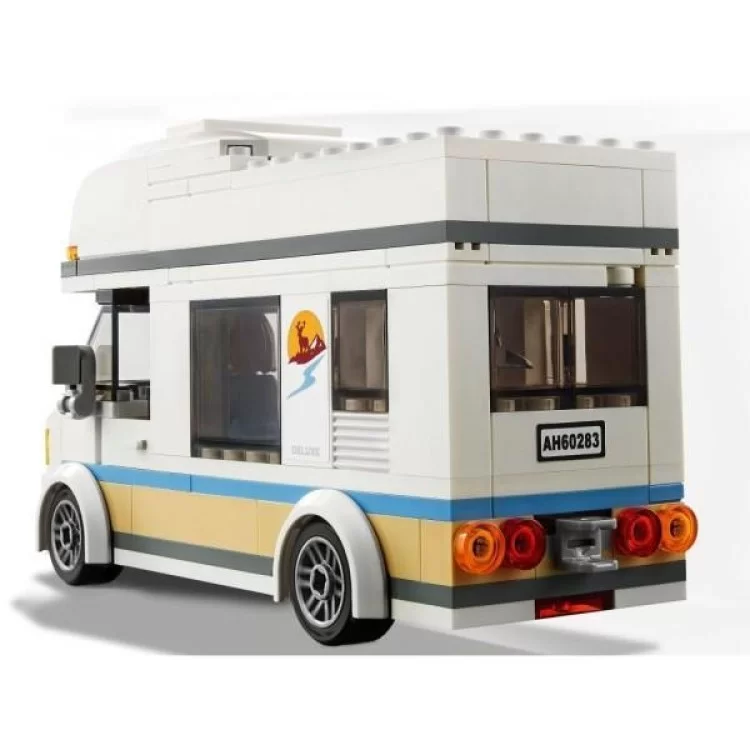 Конструктор LEGO City Great Vehicles Каникулы в доме на колесах 190 деталей (60283) характеристики - фотография 7