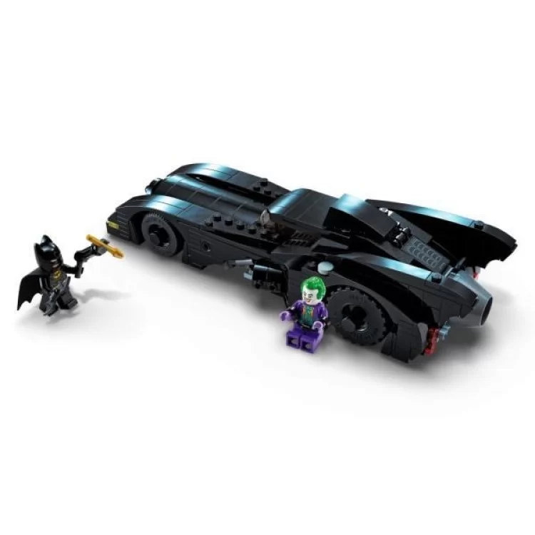 в продаже Конструктор LEGO DC Batman Бэтмобиль: Преследование. Бэтмен против Джокера (76224) - фото 3