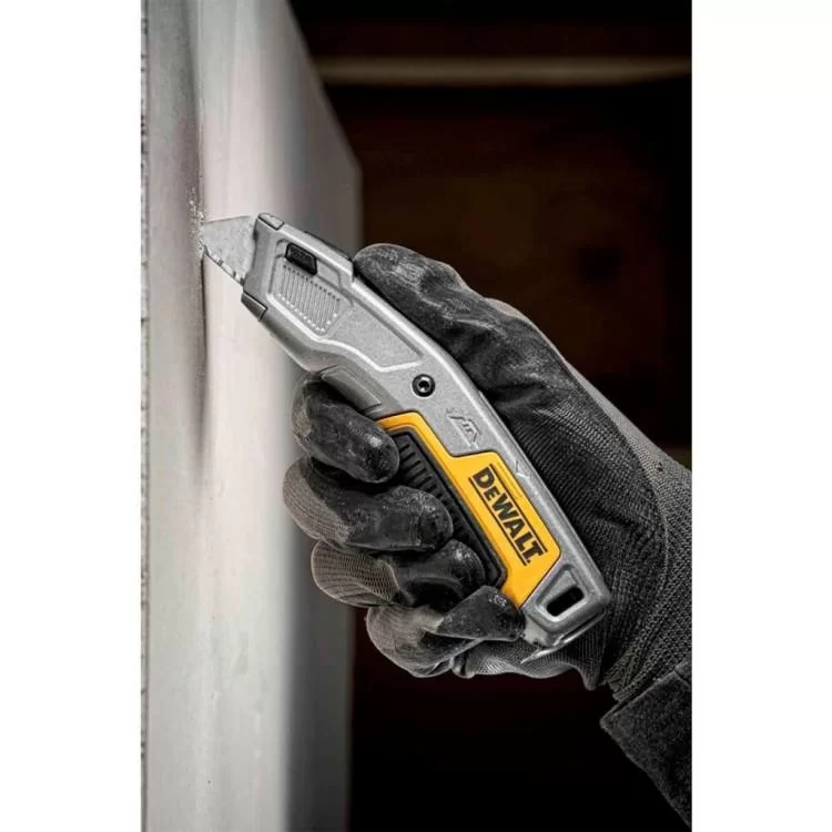 Нож монтажный DeWALT с выдвижным лезвием для отделочных работ 150 мм (DWHT10054-0) отзывы - изображение 5