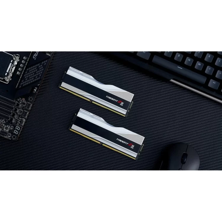 Модуль памяти для компьютера DDR5 32GB (2x16GB) 7800 MHz Trident Z5 RGB Silver G.Skill (F5-7800J3646H16GX2-TZ5RS) характеристики - фотография 7