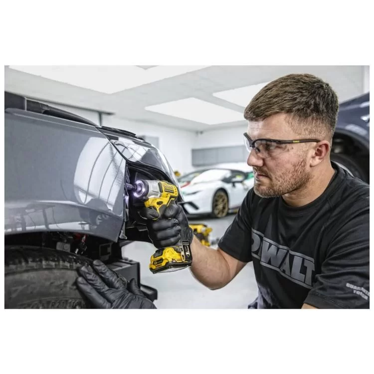 в продаже Шуруповерт DeWALT 12V XR Li-Ion, 163 Нм, 2850 об/мин (без АКБ и ЗУ) (DCF801N) - фото 3