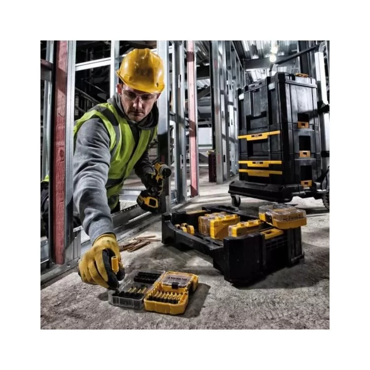 Ящик для инструментов DeWALT для хранения наборов в кейсах TOUGH CASE по заворачиванию и (DT70716) отзывы - изображение 5