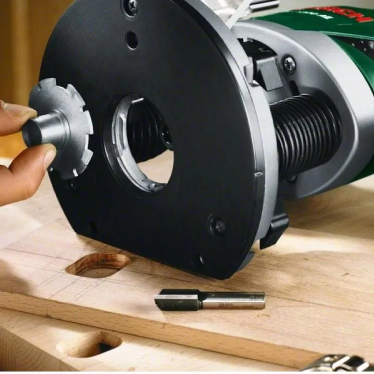 Фрезер Bosch POF1200AE (0.603.26A.100) відгуки - зображення 5