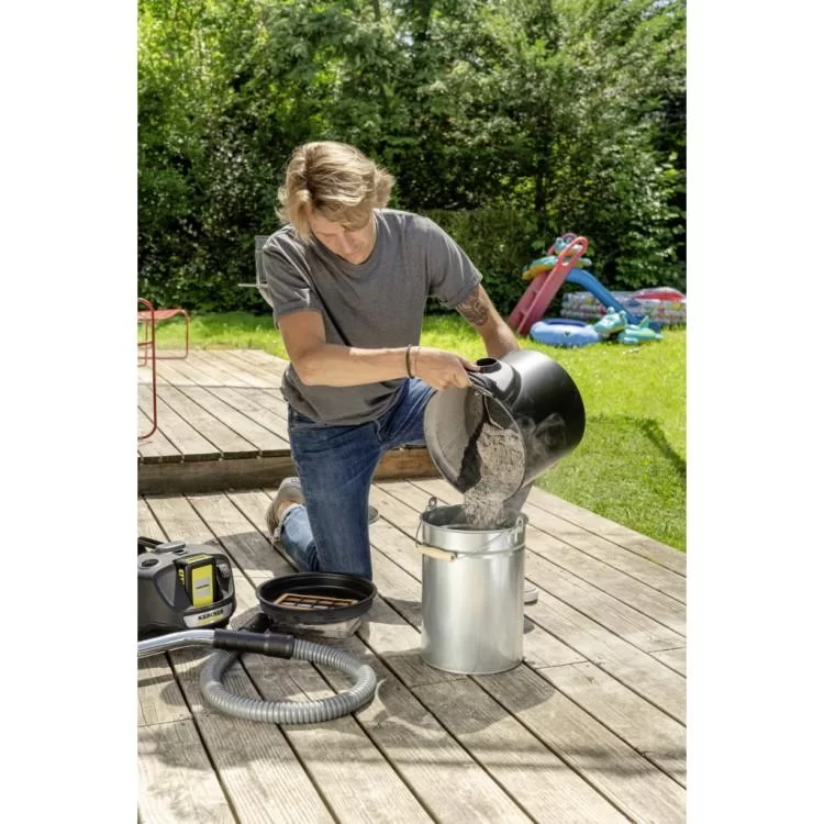 Пылесос строительный Karcher AD 2 Battery, 18В, 14л, (без АКБ и ЗУ) (1.348-300.0) обзор - фото 8