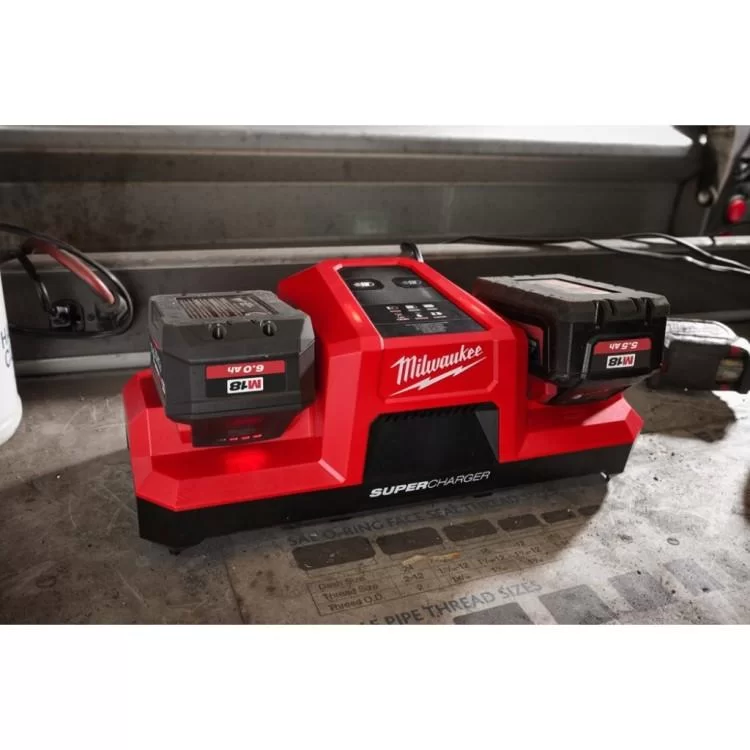 Зарядний пристрій для акумуляторів інструменту Milwaukee M18 DBSC Dual SUPER CHARGER (4932492531) - фото 12