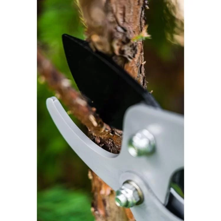 Секатор Neo Tools площинний, d різу 40мм, 765мм, 1250г (15-251) відгуки - зображення 5