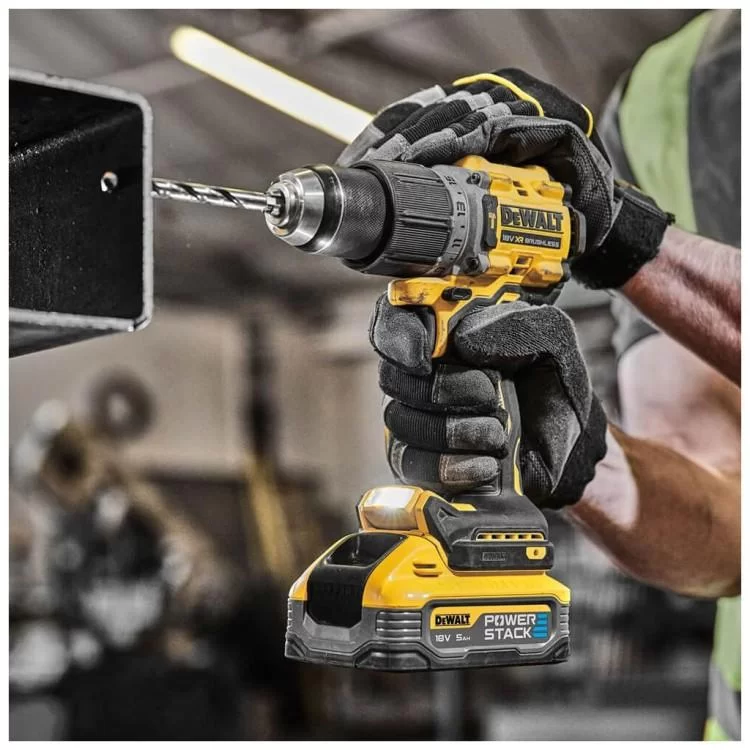 Шуруповерт DeWALT XR Li-Ion PowerStack 18 В, 2x5Ah, 90 Нм, 0-650/0-2000 об/мин, TSTAK (DCD805H2T) обзор - фото 8