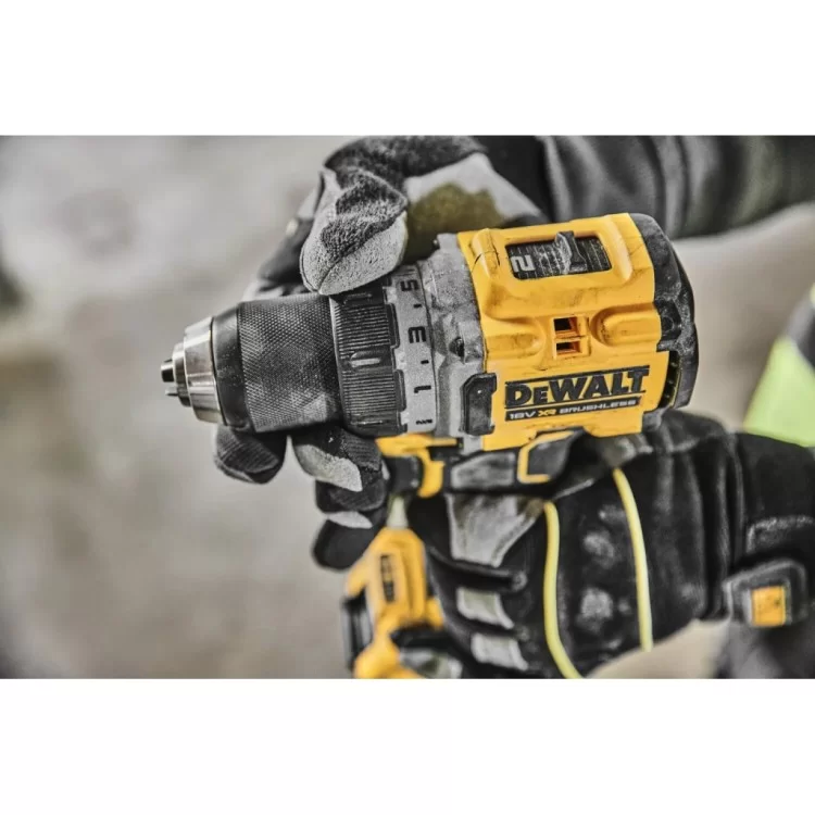 Шуруповерт DeWALT XR Li-Ion PowerStack 18V 2x1.7 Аг, 90 Нм, 0-650/0-2000 об/хв (DCD800E2T) огляд - фото 8