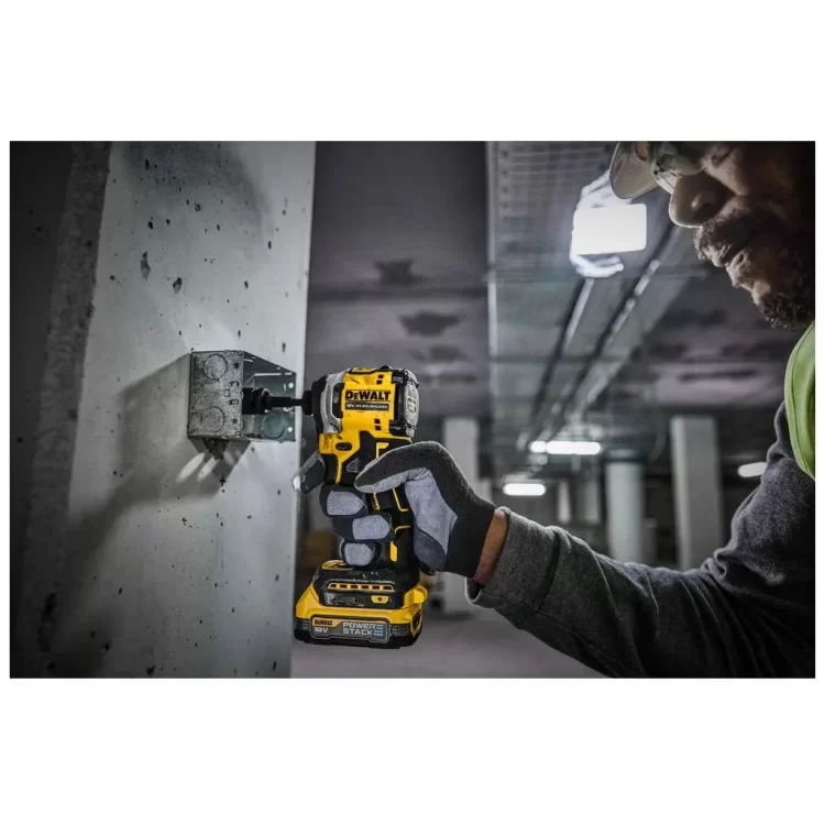 продаем Шуруповерт DeWALT 18 В XR Li-lon PowerStack 2x1.7Ah, 206 Нм, кейс TSTAK (DCF850E2T) в Украине - фото 4