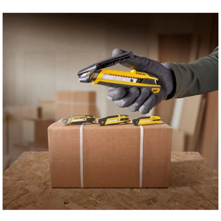 в продажу Ніж монтажний Stanley 18 мм, сегментний (STHT10501-0) - фото 3