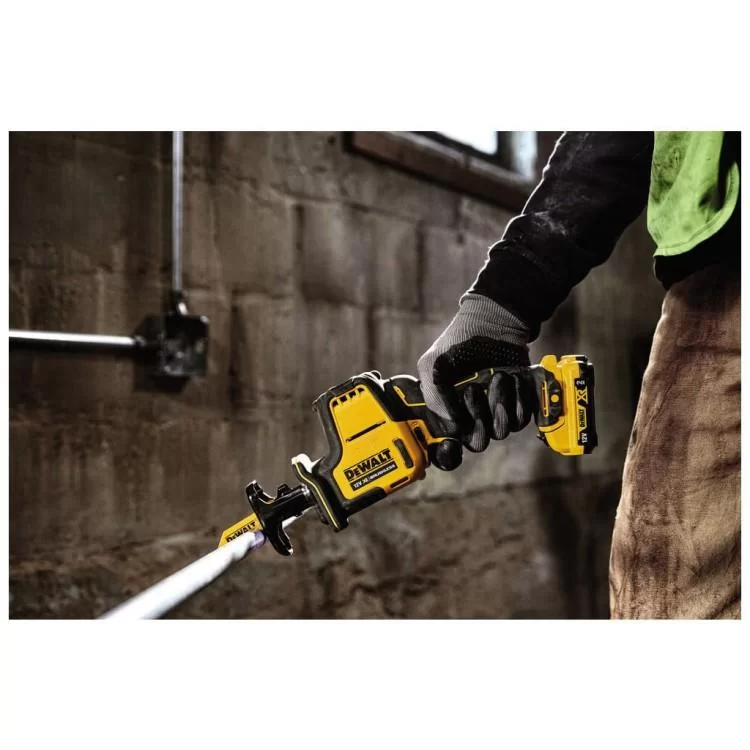 продаємо Шабельна пила DeWALT 10.8/12В XR Li-lon, 0 – 2800 хід/хв, 1.38 кг, (без АКБ та ЗП) (DCS312N) в Україні - фото 4