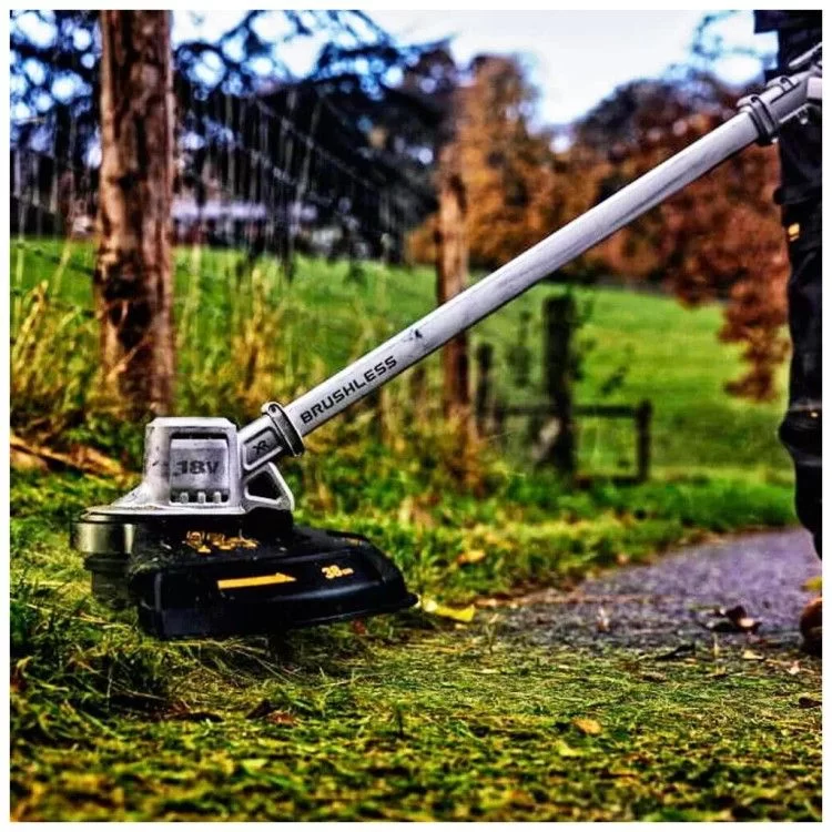 Тример садовий DeWALT 18 В, волосінь 2 мм, 36 см (без АКБ та ЗП) (DCMST561N) огляд - фото 8